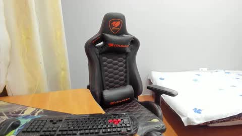 iliaskris online show from January 5, 5:27 pm