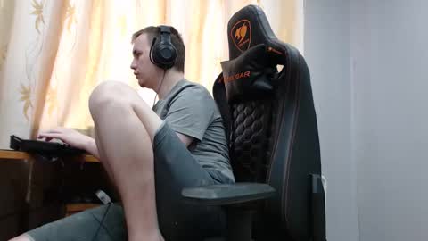 lord online show from October 31, 5:09 am