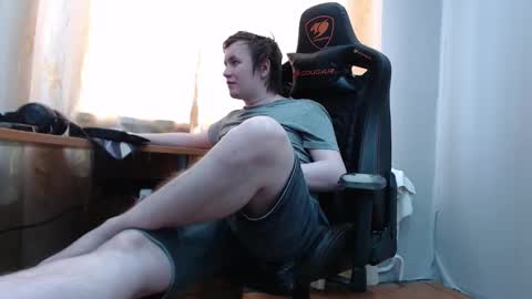 lord online show from March 1, 10:04 am