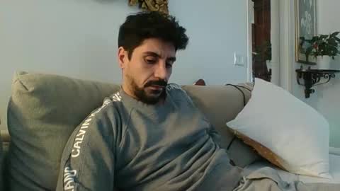 ilmangj90 online show from February 4, 3:36 pm