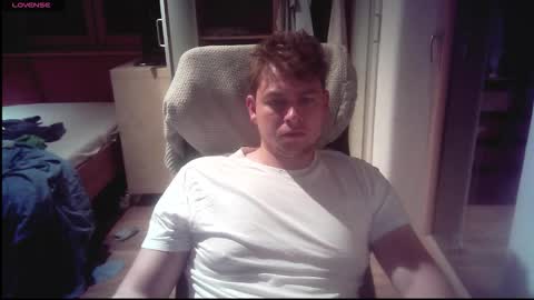 iloveyoutoo2000 online show from October 8, 5:50 pm