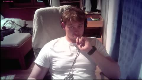 iloveyoutoo2000 online show from October 20, 4:00 pm