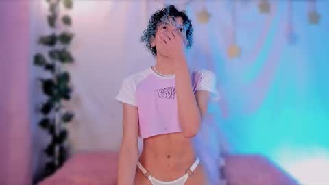 Snapshot of im_alejo chatting on October 3, 1:43 am Alejo independent model   online show from October 3, 1:43 am