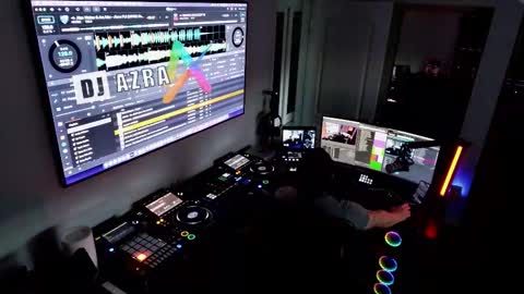 DJ Azra online show from January 8, 12:27 am