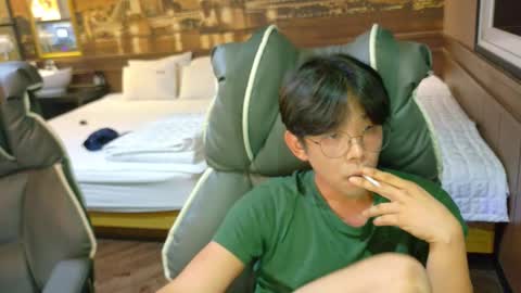 Snapshot of imlowerlife chatting on September 15, 3:57 pm imlowerlife online show from September 15, 3:57 pm