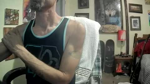 imtru online show from October 31, 8:01 pm