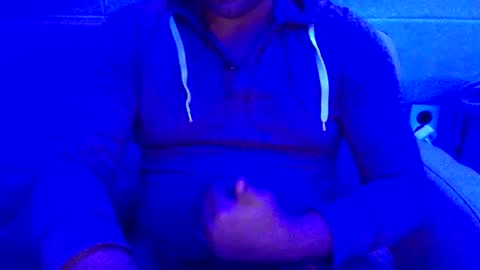 Inchesofhappiness7 online show from November 26, 1:03 pm