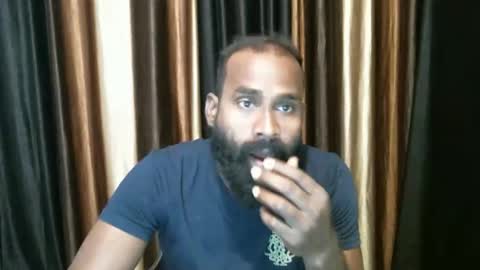 Snapshot of indianh chatting on September 22, 5:18 am indian hairy online show from September 22, 5:18 am