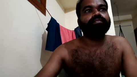 indianhairyguy23 online show from June 30, 9:21 am