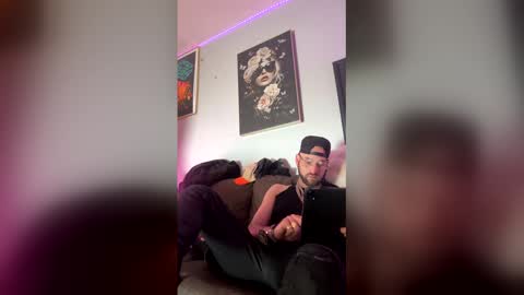 indyflyguy10 online show from December 3, 7:20 pm