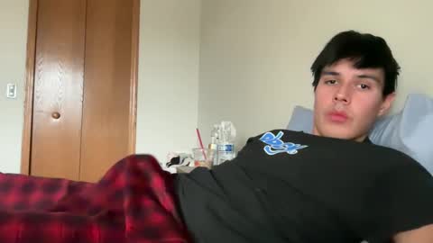 Snapshot of infamouslucas chatting on December 15, 7:53 pm Lucas online show from December 15, 7:53 pm