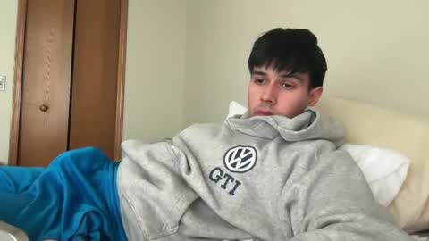 Snapshot of infamouslucas chatting on February 10, 9:04 pm Lucas online show from February 10, 9:04 pm