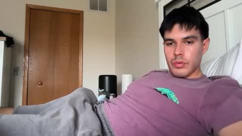 Snapshot of infamouslucas chatting on October 28, 6:32 pm Lucas online show from October 28, 6:32 pm