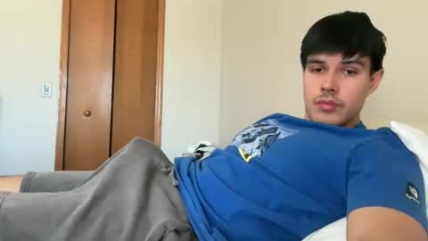 Snapshot of infamouslucas chatting on February 16, 7:05 pm Lucas online show from February 16, 7:05 pm