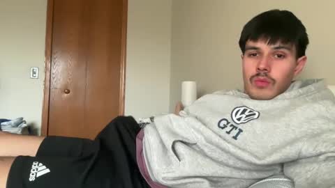 Snapshot of infamouslucas chatting on March 11, 11:26 pm Lucas online show from March 11, 11:26 pm