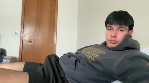 Snapshot of infamouslucas chatting on February 8, 6:44 pm Lucas online show from February 8, 6:44 pm