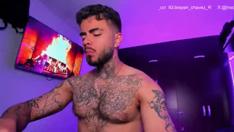 Snapshot of insolemnia chatting on October 2, 9:13 am Brayan Chavez online show from October 2, 9:13 am