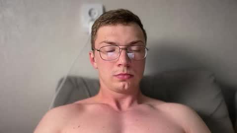 Snapshot of iron__chapman chatting on September 26, 8:06 pm Iron online show from September 26, 8:06 pm