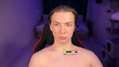 Snapshot of iron__chapman chatting on January 5, 9:14 pm Iron online show from January 5, 9:14 pm