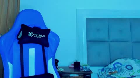 Iron online show from January 31, 1:22 am