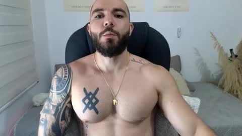 Isaac carter online show from November 29, 11:23 am