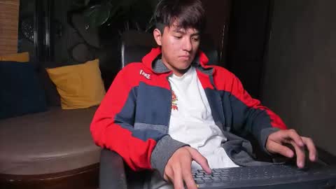 isaac_grimm online show from February 19, 6:10 am