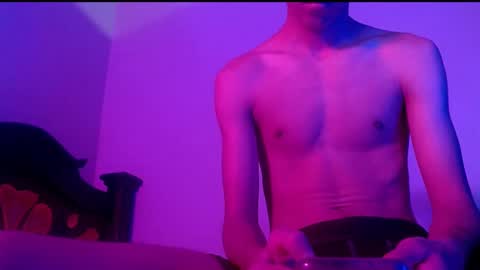 isaac online show from February 23, 7:28 am