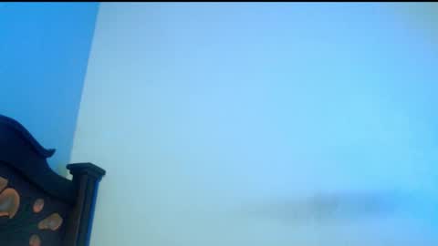 isaac online show from February 18, 4:26 am