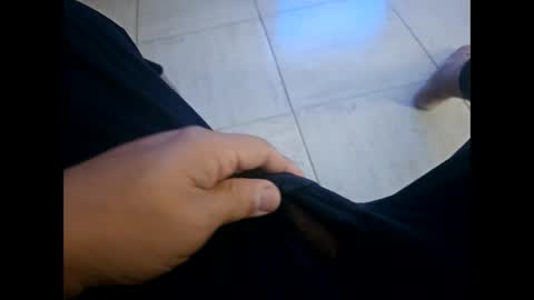 Snapshot of iscrewinutibolt chatting on December 29, 10:56 am Carlos online show from December 29, 10:56 am