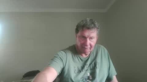 Snapshot of island625103 chatting on September 28, 5:55 pm island625103 online show from September 28, 5:55 pm