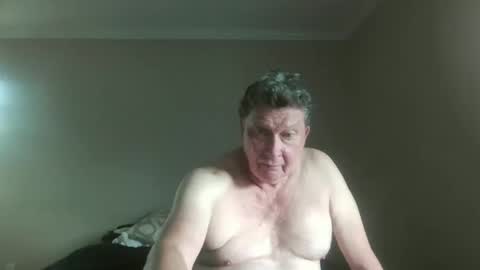 Snapshot of island625103 chatting on September 15, 4:30 pm island625103 online show from September 15, 4:30 pm