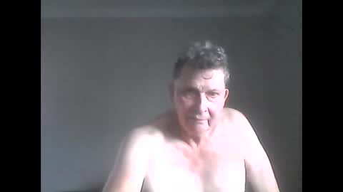 Snapshot of island625103 chatting on January 29, 8:46 pm island625103 online show from January 29, 8:46 pm