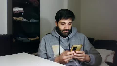 Snapshot of italianboybcn chatting on December 8, 10:14 pm italianboybcn online show from December 8, 10:14 pm