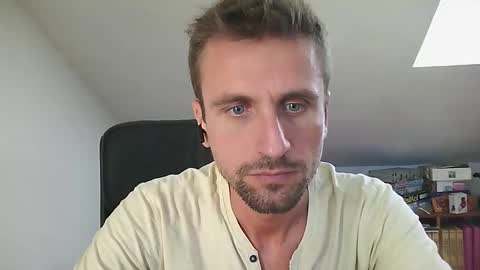 italiano116116 online show from September 18, 1:02 pm