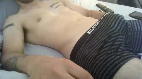 italianstallion69123 online show from August 7, 10:27 pm