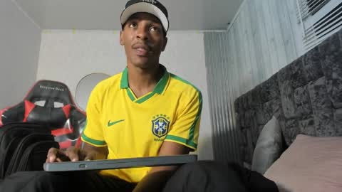 itanxfor online show from April 13, 1:34 pm