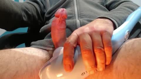 itsmeyes69 online show from September 17, 9:38 pm