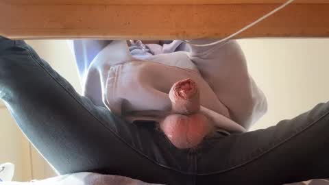 Snapshot of iuuuf2 chatting on February 24, 10:48 am Iuuuf2 or Samel online show from February 24, 10:48 am