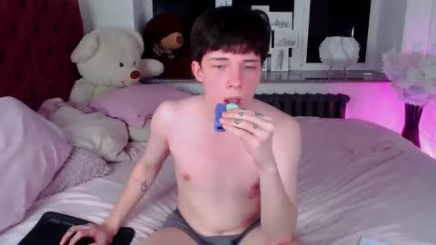 Maxim online show from March 16, 4:52 am