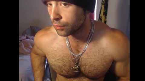 izak144 online show from March 19, 6:00 pm