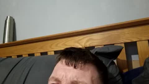 Snapshot of j281133 chatting on January 18, 1:01 am Big 8 online show from January 18, 1:01 am