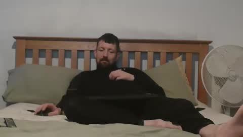 Snapshot of j281133 chatting on October 22, 9:57 am Big 8 online show from October 22, 9:57 am