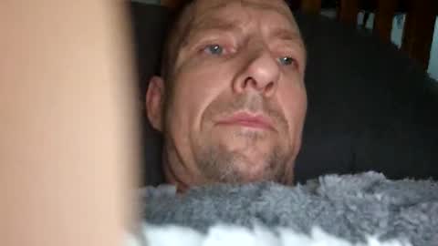 Snapshot of j281133 chatting on March 8, 9:46 am Big 8 online show from March 8, 9:46 am