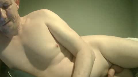 Snapshot of j281133 chatting on March 12, 10:07 pm Big 8 online show from March 12, 10:07 pm