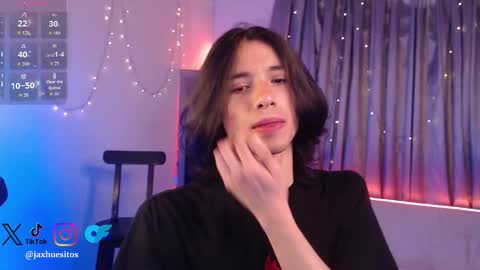 Hey im Jaxxxon check my info     online show from February 9, 3:16 pm