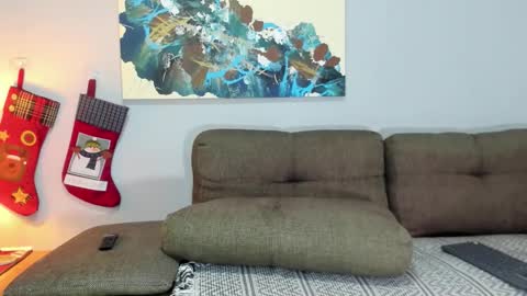 Calix  Independient model Insta and twt Calixsnake online show from December 14, 2:24 pm