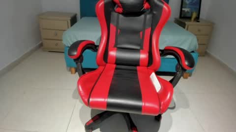 jace_parker online show from May 1, 7:33 am