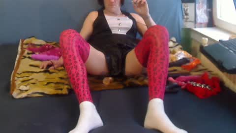 JACKSLUT BUY ME . FAN CLUB MEMBERS AND THOSE WHOM THE MEMBERS INDICATE SISY SLUT PROVIDES THEM  FREE SERVICES online show from December 8, 1:03 pm