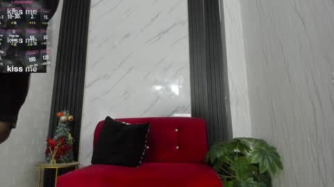 Snapshot of jack_muscles69_ chatting on January 7, 12:16 pm Jack online show from January 7, 12:16 pm