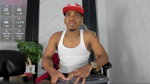 Snapshot of jack_muscles69_ chatting on December 5, 9:17 am Jack online show from December 5, 9:17 am